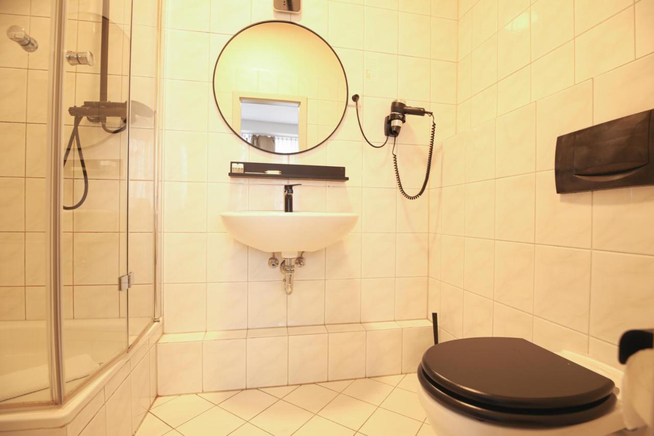 Tm Hotel Duesseldorf ภายนอก รูปภาพ